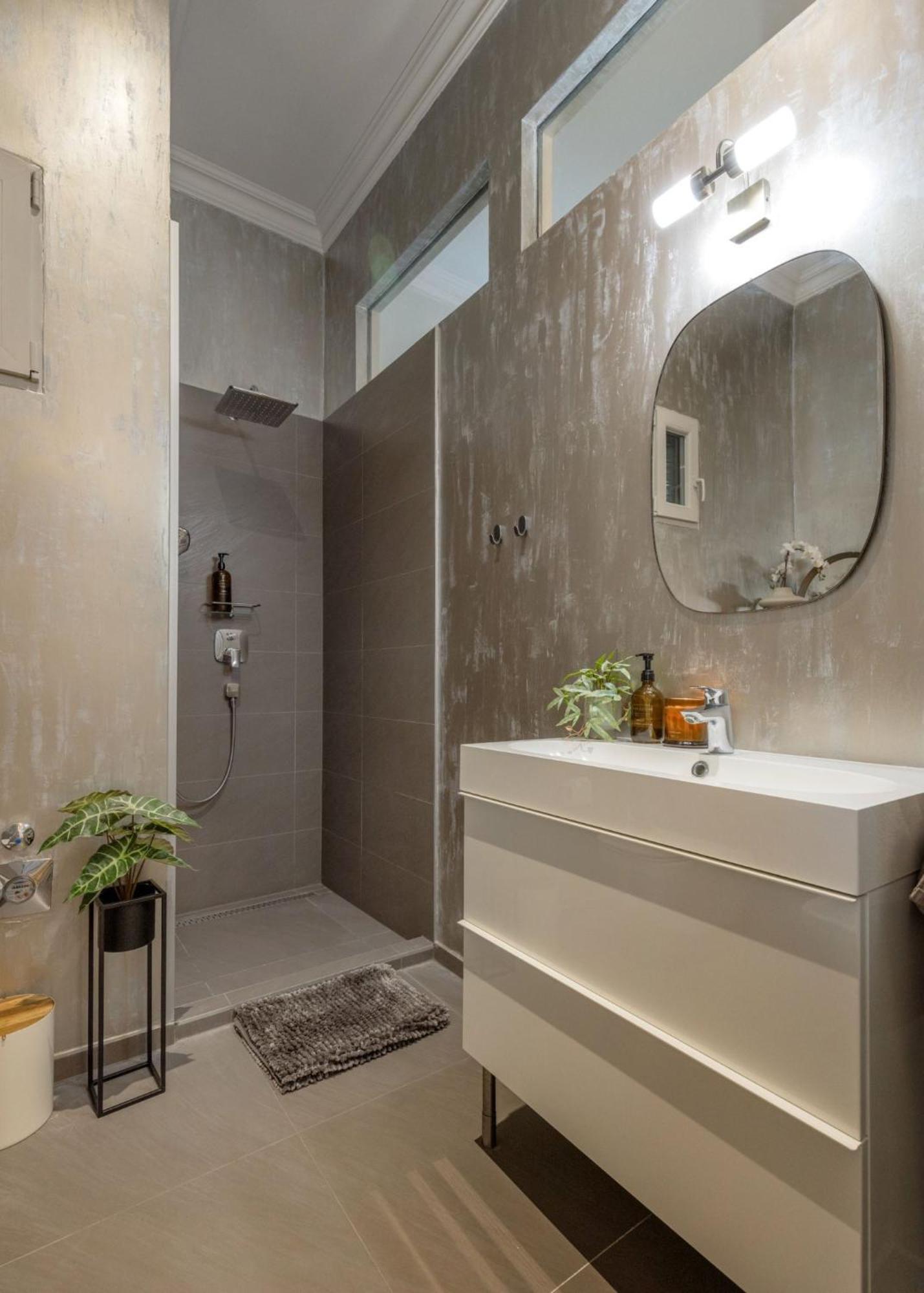 Timeless Elegant Apartment By Opera House Boedapest Buitenkant foto
